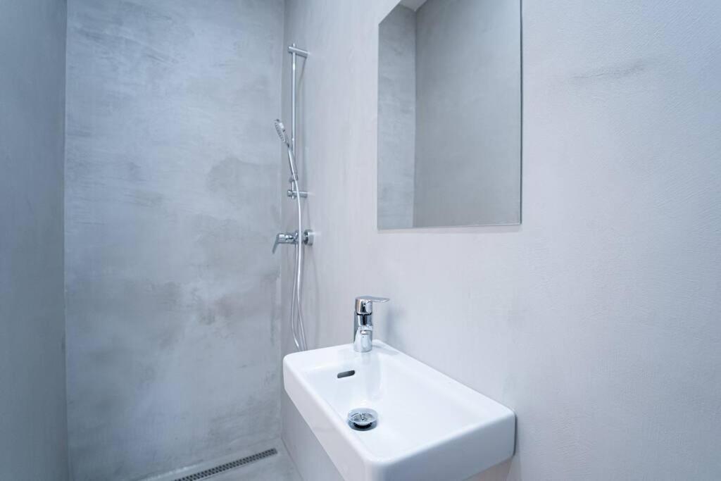 Sauna Apartment - Brno Buitenkant foto